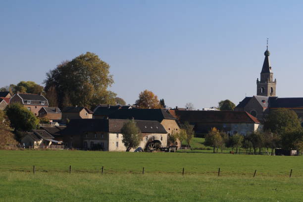 istock Village view Wijlre 1058857798