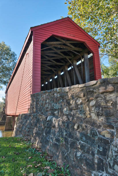 istock Loy's Station Covered Bridge 1058880120