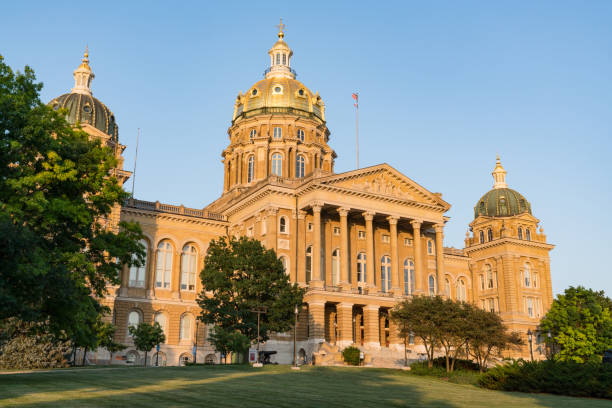 istock Iowa State Capitol Building 1058881286