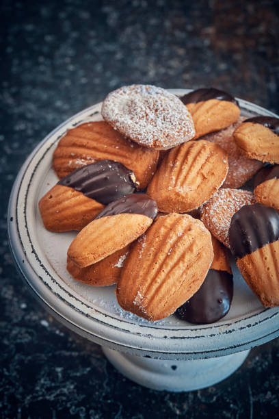 istock Delicious Madeleine Cakes 1058895838