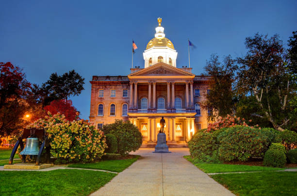 New Hampshire State House The New Hampshire State House, located in Concord at 107 North Main Street, is the state capitol building of New Hampshire. concord new hampshire stock pictures, royalty-free photos & images