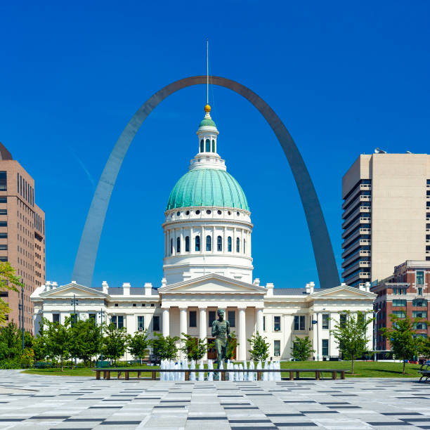 istock Downtown St. Louis, Missouri, USA 1058937356