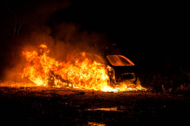 istock thieves burn a job car after robbery 1058984810