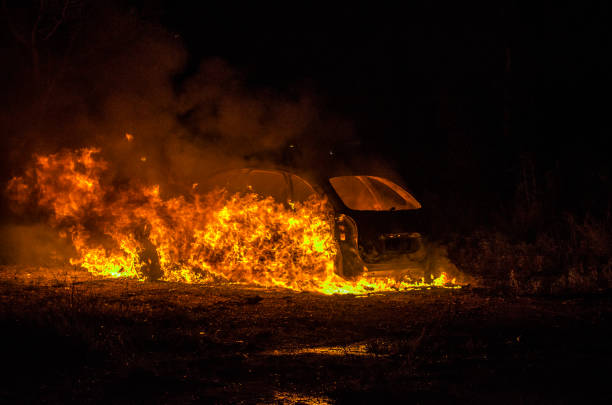istock thieves burn a job car after robbery 1058984816