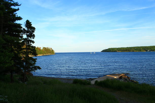 istock Walking Tours in Canada 1059022278
