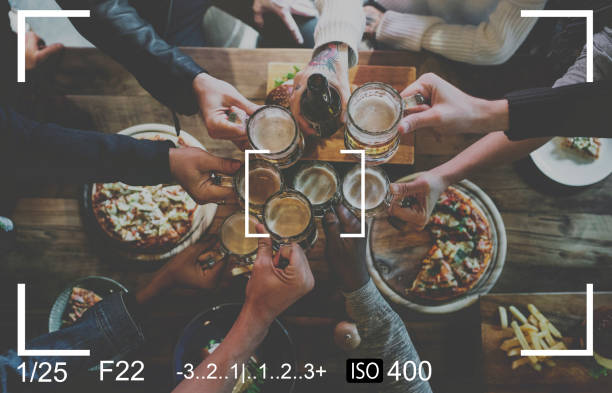 istock Camera Viewfinder Capture Snapshot Vector Illustration Graphic 1059086398