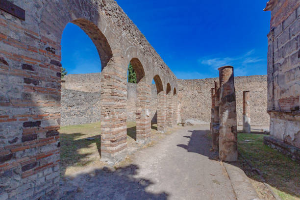 istock Ruins of Pompeii, italy 1059089034