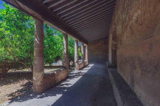 istock Ruins of Pompeii, italy 1059089058