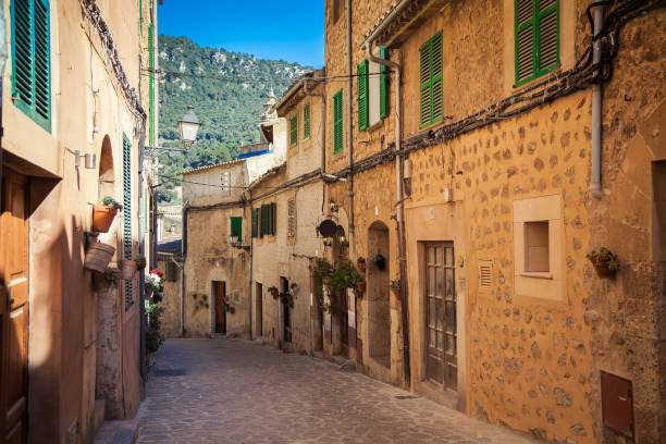 istock street in village Valldemossa 1059125436