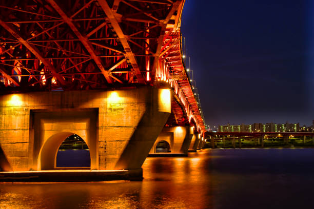 istock VD702 Night view of Seongsu Bridge 1059154440