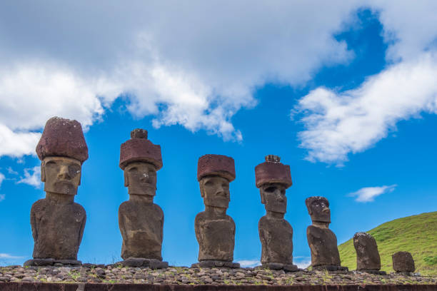 istock The 7 moai di Ahu Nau Nau 1059156380