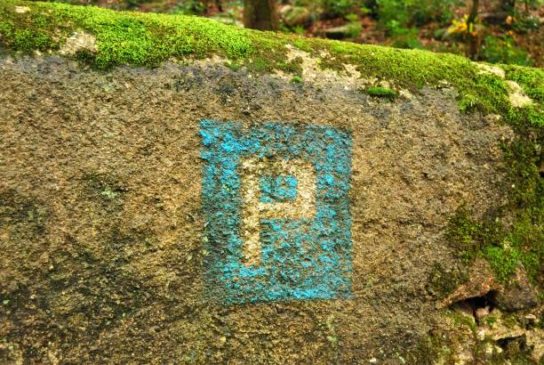 istock Parking sign, Sintra, Portugal 1059159978