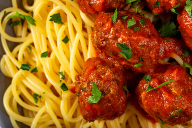 istock Spaghetti with pork and beef meatballs and tomato sauce 1059195946