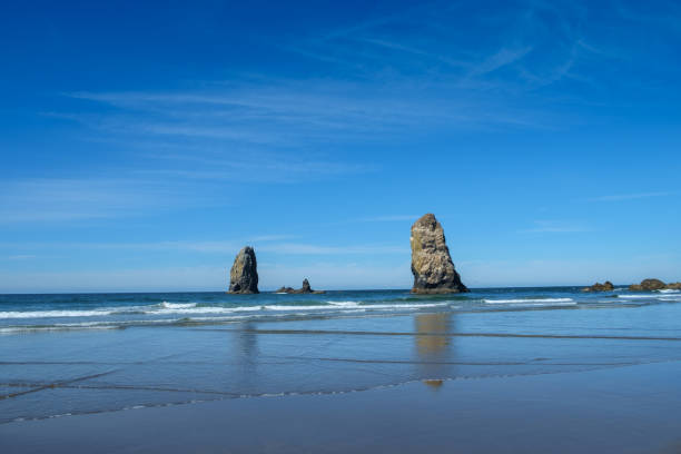 istock Cannon Beach and Sea Stacks, Oregon, Pacific Northwest, USA. 1059256444