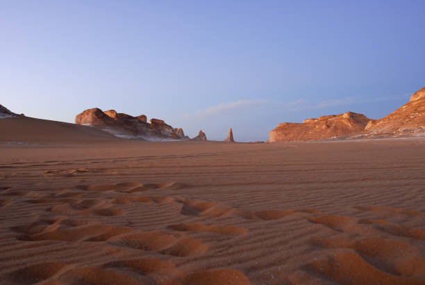 istock Aqabat mountains in Sahara, Egypt 1059281006