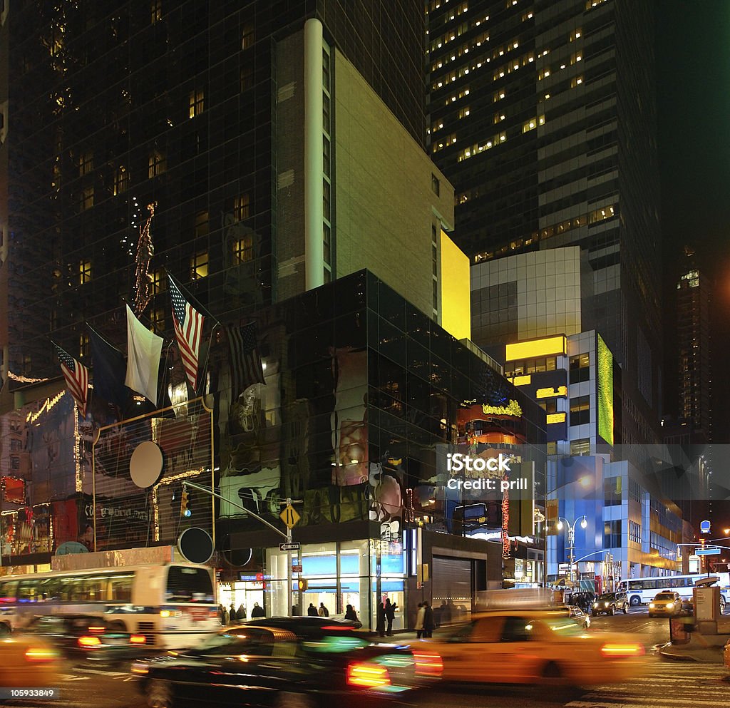 Vida da cidade, com Times Square, à noite - Foto de stock de América do Norte royalty-free