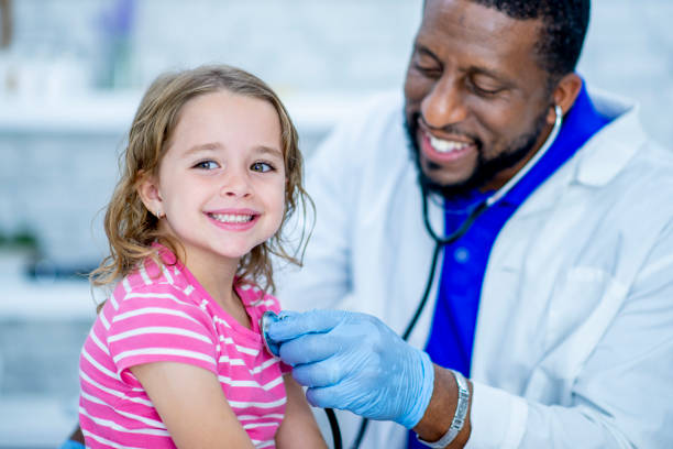istock Smiling with the doctor 1059342058
