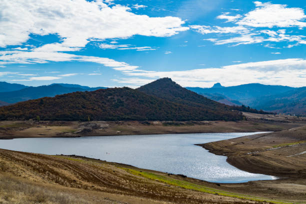 istock Emigrant Lake near Ashland, Oregon 1059358214