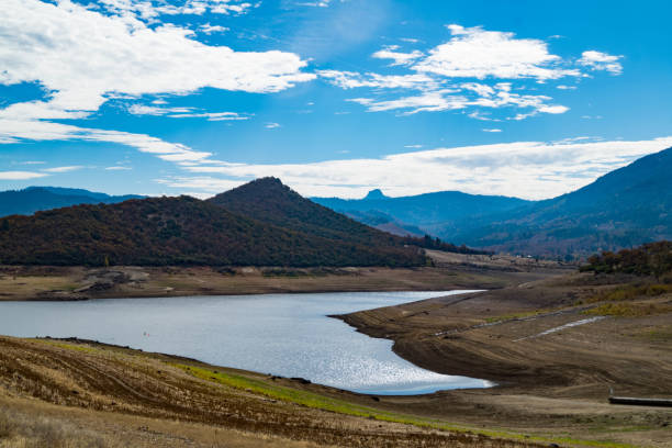 istock Emigrant Lake near Ashland, Oregon 1059358222