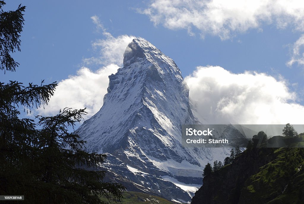 Monte Cervino in Svizzera - Foto stock royalty-free di Alpi