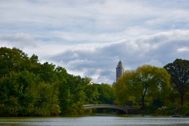 istock Autumn in New York 1059399646