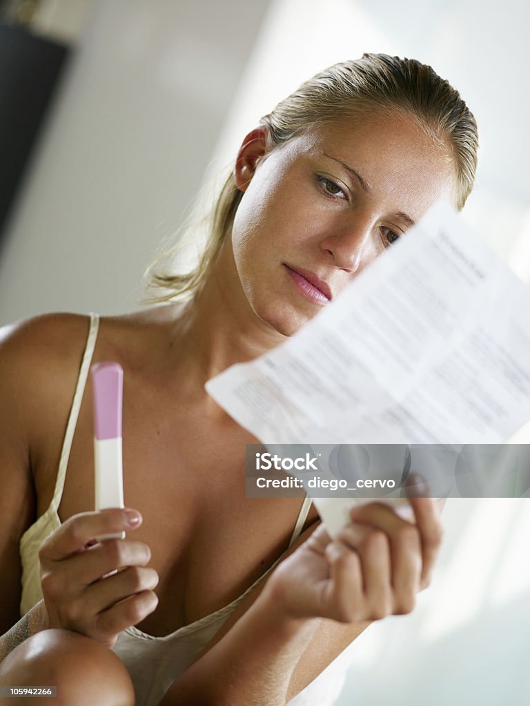 test ciążowy - Zbiór zdjęć royalty-free (Czytać)