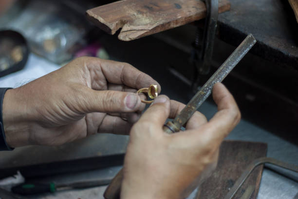 istock Professional gold craftsmanship in Sukhothai. 1059458412