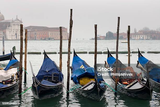 Venetian Gondolas - Fotografias de stock e mais imagens de Antigo - Antigo, Ao Ar Livre, Canal - Água Corrente