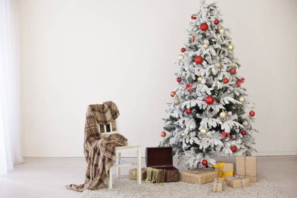 istock Christmas tree with gifts for the new year 1059506182
