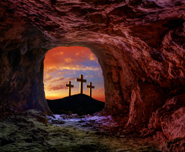 istock Jesus resurrection sepulcher grave cross 1059510796