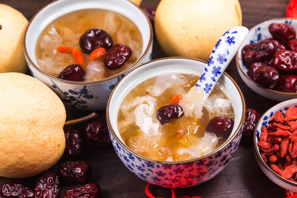istock Peach gum and tremella soup 1059513344