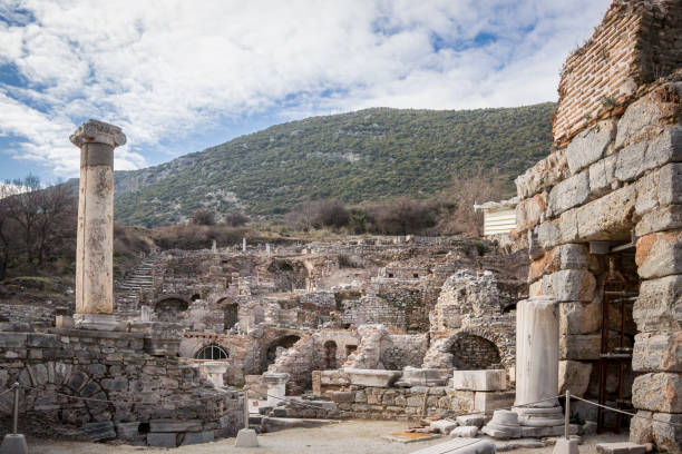Unesco Heritage Site of the Ancient City of Ephesus, Selcuk, Turkey Houses on the slopes in the ancient city of Ephesus in Selcuk, Turkey Izmir stock pictures, royalty-free photos & images