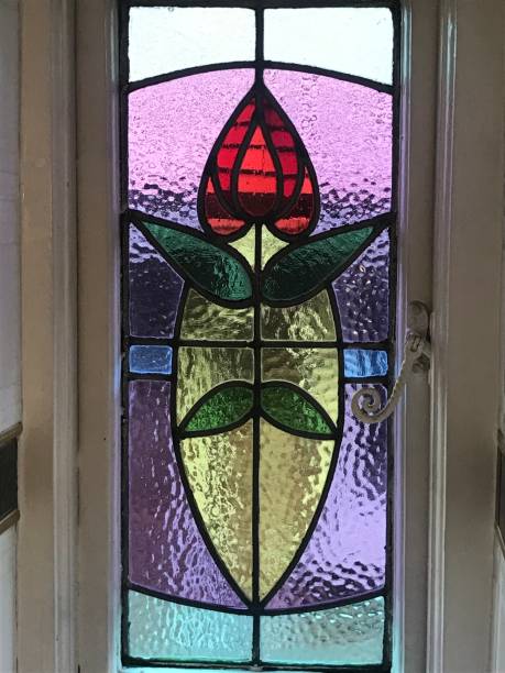 istock Arts and crafts 1910s windows 1059588306