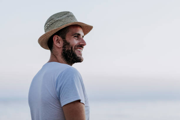 Man enjoying sunset by the sea