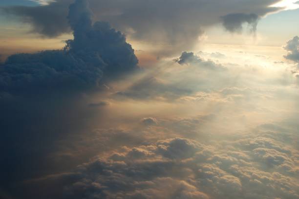 beautiful, stratosphere, mid air, cloudscape, sunlight - cloud mid air cloudscape aerial view imagens e fotografias de stock