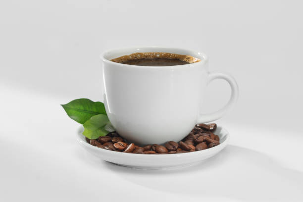 concepto de la taza de café - cup of coffee beans fotografías e imágenes de stock