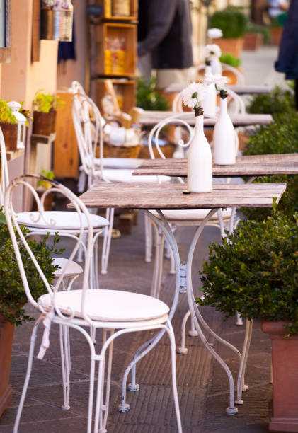 istock Terrace in Tuscany 1059723280