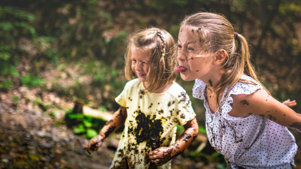 istock Young girl grimacing 1059735988