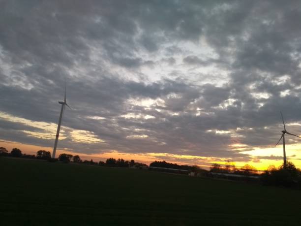 istock Scenic sunrise / sunset country cloudscape 1059755710