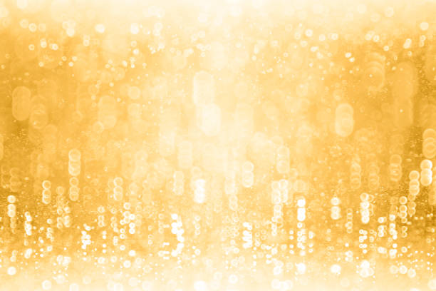 gold glitter funkelnde hintergrund für new year eve champagne bubbles oder geburtstag - year 2012 stock-fotos und bilder