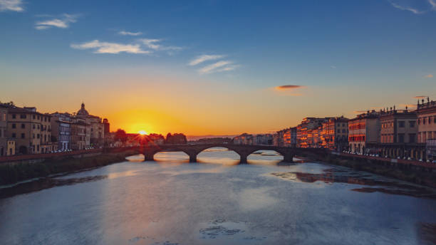istock Sunset over Arno River in Florence, Italy 1059915702