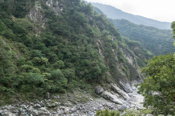 istock Taroko national park liwu river 1060002484