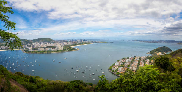 里約熱內盧和瓜納巴拉灣全景鳥瞰圖-巴西里約熱內盧 - flamengo 個照片及圖片檔