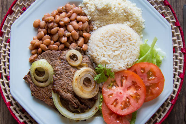 Carne de Sol Nordestina com Queijo Coalho e Cuscuz - receita deliciosa profissional - passo 1