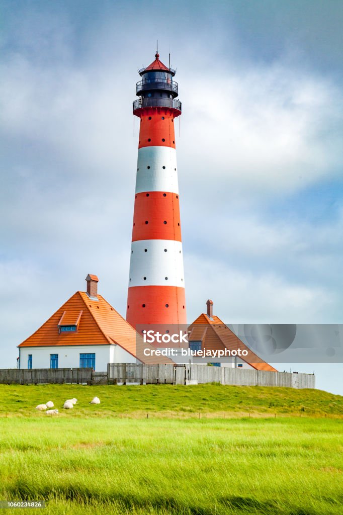 Westerheversand 灯台、北海、ドイツのシュレースヴィヒ = ホルシュタイン州 - ストックフォト・写真素材...