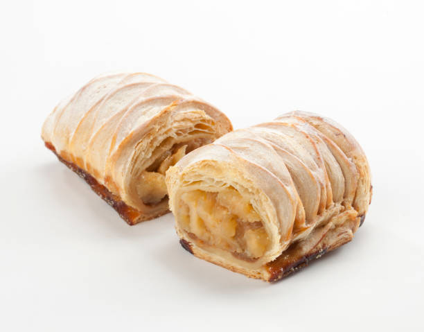 apple strudel - baking traditional culture studio shot horizontal imagens e fotografias de stock