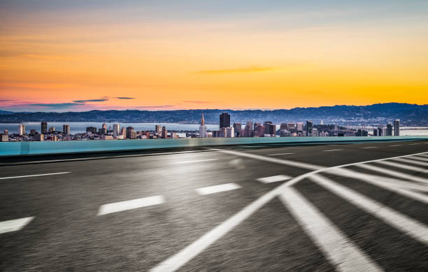 istock city road,San Francisco 1060333348