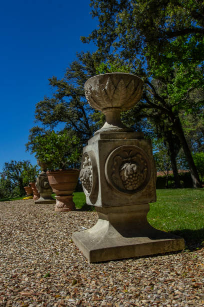 detail of ancient antique italian columns and vase, italy - ceramics column garden pot ceramic imagens e fotografias de stock