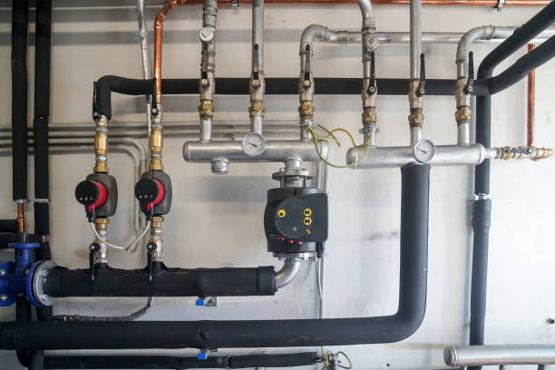 istock Circulation pump energy-saving in the boiler room 1060405370