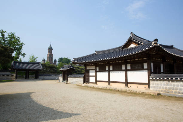 istock Gyeonggijeon Hall 1060423790
